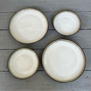 Sango Jetta Black Set of 2 Dinner and 2 salad  Plates